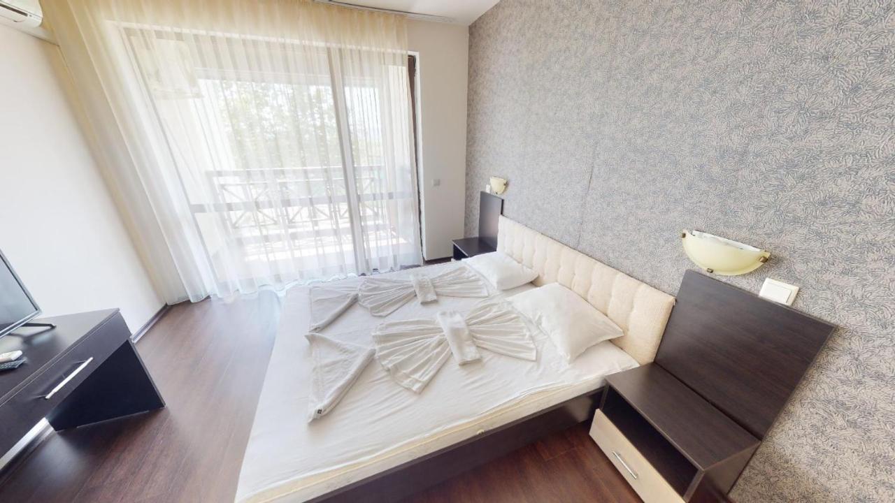 Imperial Heights Villas Sunny Beach Exterior photo