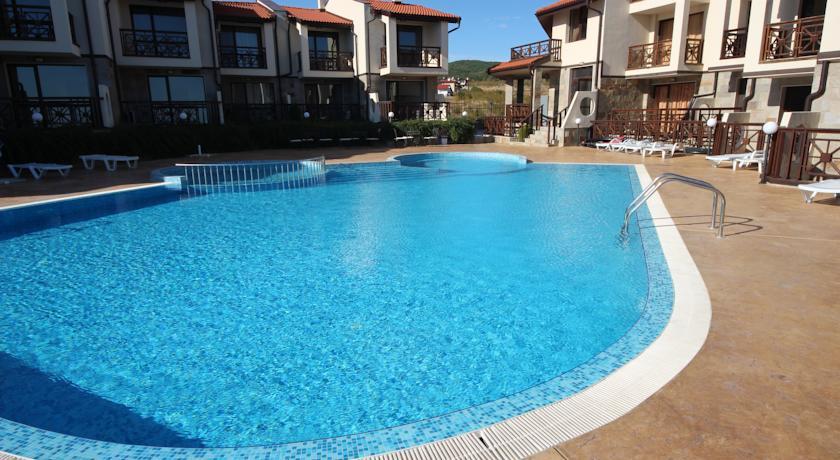 Imperial Heights Villas Sunny Beach Exterior photo